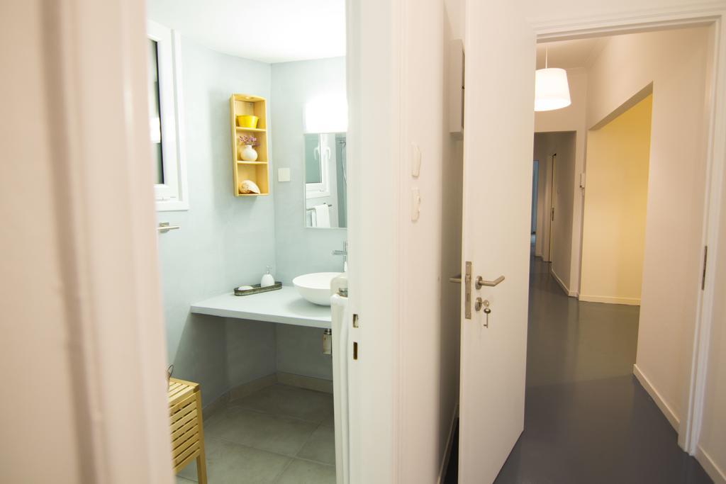 Athenian Blue - Family Apt 5' Minutes From Acropolis Museum Atenas Exterior foto